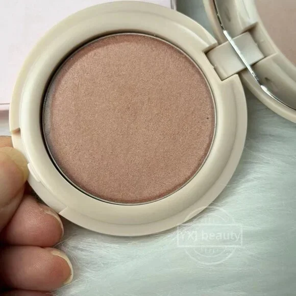 New Jones Road The ILLUMINATOR Highlighter~Baby Pink/Rose Layette~Full Size~RARE - Picture 2 of 4